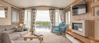 Lodge No 128 | Stewart's Resort Cameron