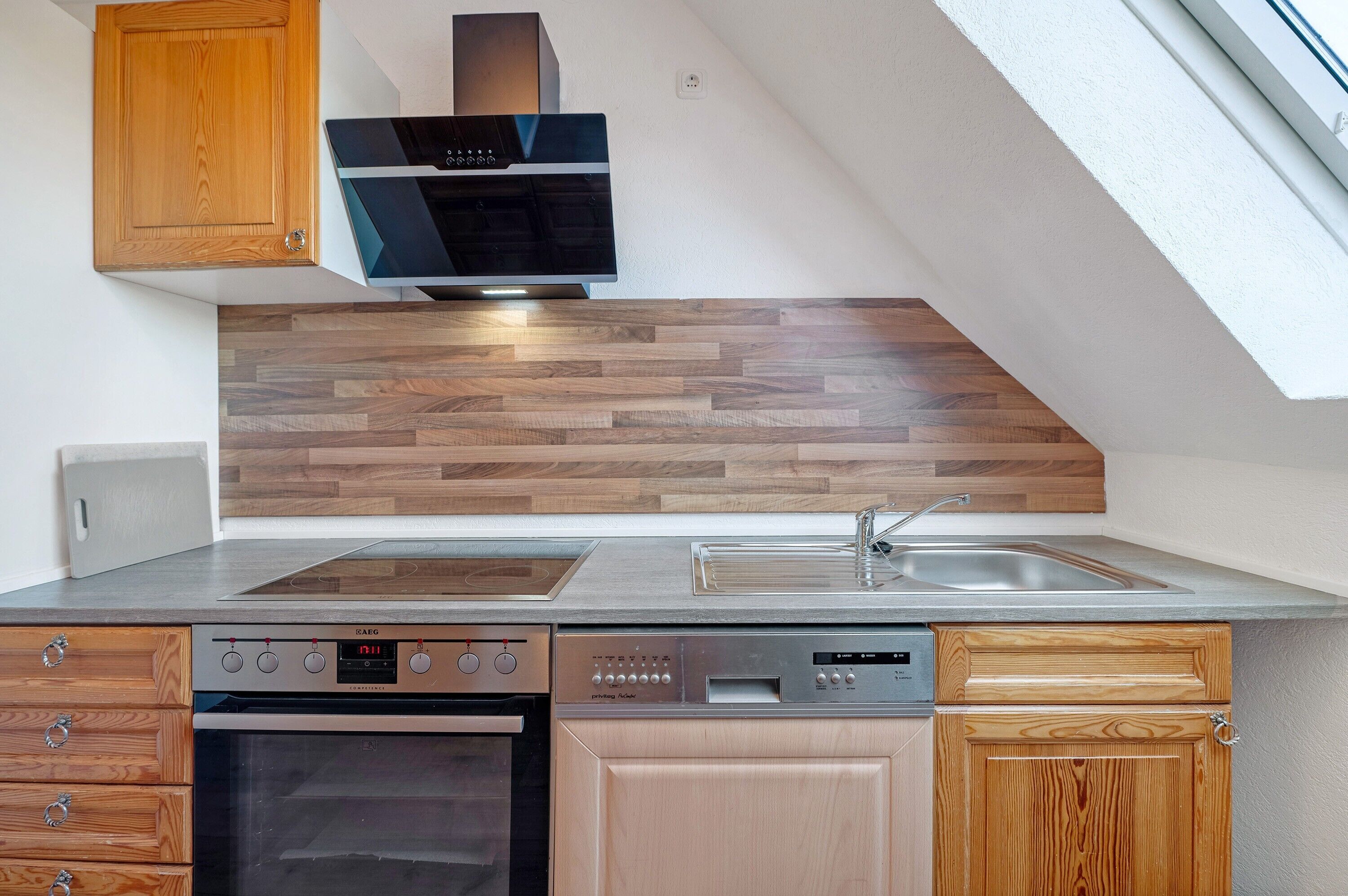 Kühlschrank, Ofen, Herdplatte, Geschirrspüler