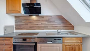 Kühlschrank, Ofen, Herdplatte, Geschirrspüler