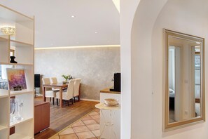 Dining - Apartment 'Zum Wohlfühlen' with Mountain View, Private Terrace and Wi-Fi (Garmisch-Partenkirchen)