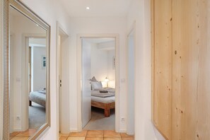 2 camere, ferro/asse da stiro, Wi-Fi gratuito, lenzuola