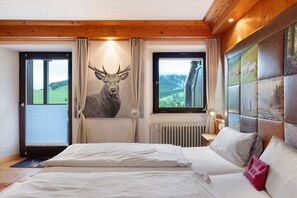 1 bedroom, free WiFi, bed sheets - Room 'Doppelzimmer 1' with Mountain View, Balcony and Wi-Fi (Bernau im Schwarzwald)