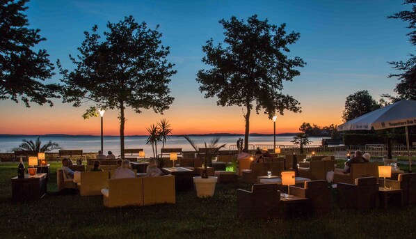 Espace banquet en plein air