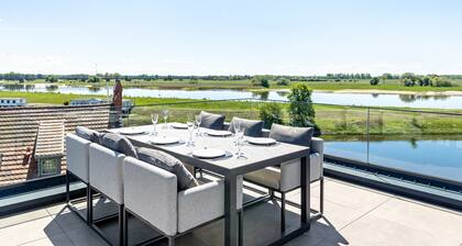 ELBE.6 – Stylish Apartment Right by the Elbe