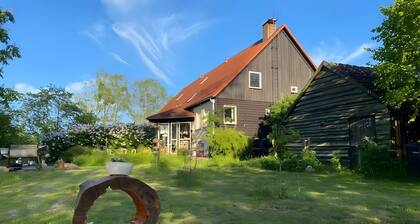 Holiday Home 'Kulturgutleben' with Private Terrace, Shared Garden and Wi-Fi