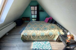 1 bedroom, iron/ironing board, free WiFi, bed sheets - Artist's Studio Salvador Dalí with Private Terrace, Shared Garden and Wi-Fi (Möllenbeck)