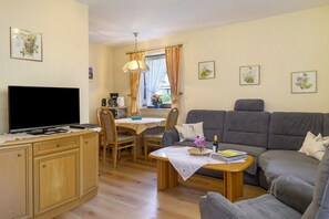 TV, DVD player