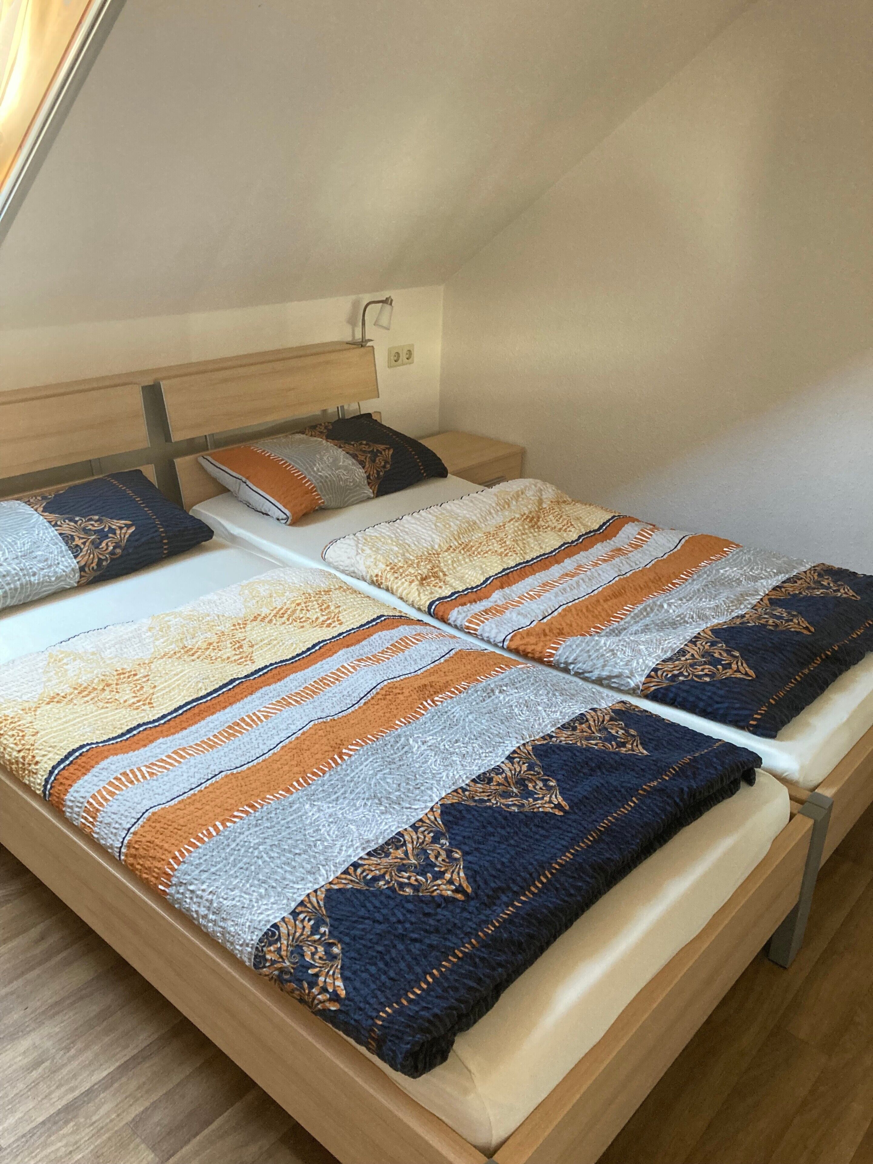 2 habitaciones, wifi gratis y ropa de cama 