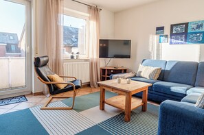 Unclassified image, 4 of 27, button