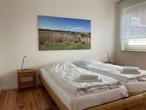 2 soverom, reiseseng for barn, wi-fi (inkludert) og sengetøy