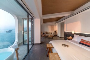 Luxury Double Room, Sea View | Premium bedding, down comforters, free minibar, blackout drapes