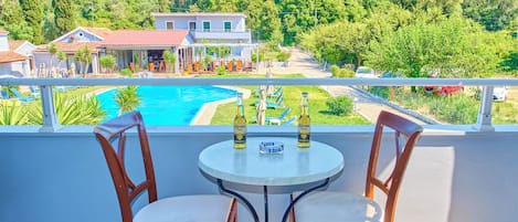 Estudio estándar | Balcón