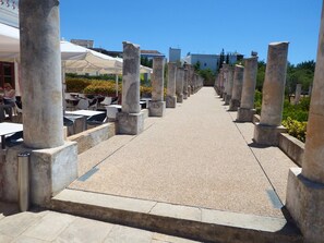 Villa, 5 soverom, privat basseng, hageutsikt | Utendørsservering