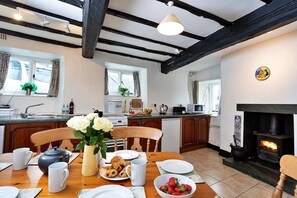 تناول الطعام