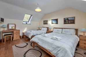 2 Schlafzimmer, Reisekinderbett, kostenloses WLAN