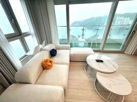 Junior-herbergi með tvíbreiðu rúmi - útsýni yfir strönd | Stofa