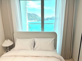 Standard-herbergi með tvíbreiðu rúmi - sjávarsýn | Ókeypis þráðlaus nettenging, rúmföt