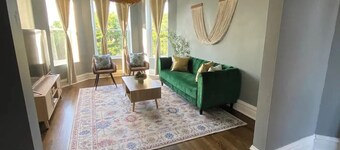 Luxurious 3 Bedroom Apartment in Chicago