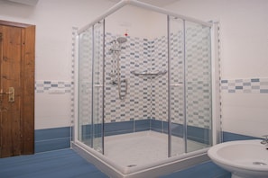 Dusche, Haartrockner