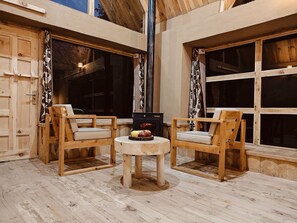 Terrace/patio - Shepherd's Lore Camps & Resort (Sangla)