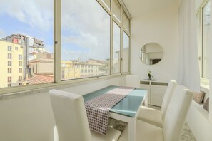 Nicht klassifiziertes Bild, 2 von 18, Schaltfläche