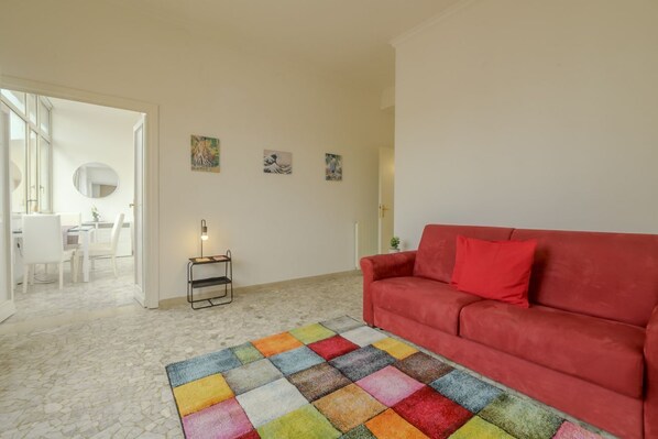 Nicht klassifiziertes Bild, 1 von 18, Schaltfläche