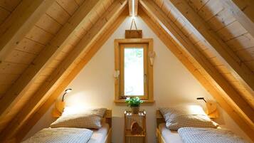 Rumah | 1 kamar tidur dan dilengkapi dengan perabotan berbeda-beda