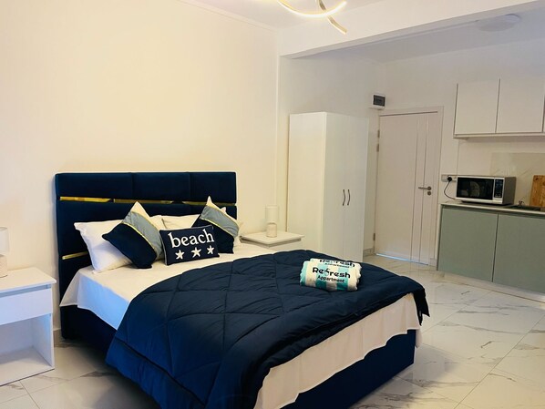 1 bedroom, WiFi, bed sheets