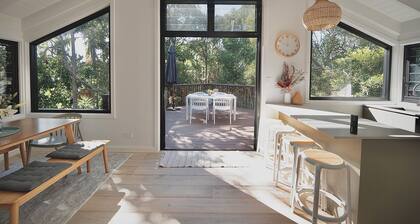 'Fairy Wren' Treetop House Sanctuary @ Oasis Resort