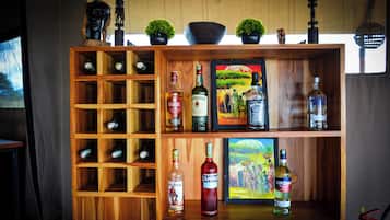 Lobby lounge, garden views, open daily