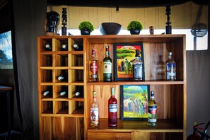 Saguão/lounge, vistas para o jardim, aberto todos os dias
