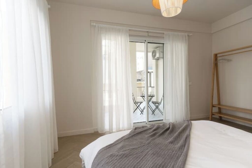 2 dormitorios, tabla de planchar con plancha, wifi y ropa de cama