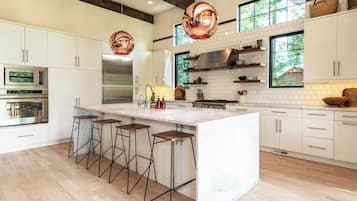 Frigorífic, microones, forn i rentaplats