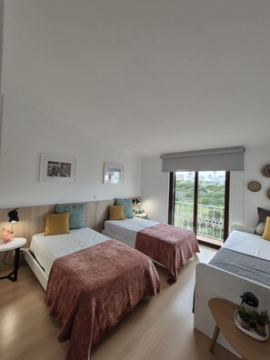 2 bedrooms, iron/ironing board, travel crib, free WiFi