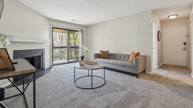 Smart TV, offices - Northwoods 8129-2B I Comfy 1 Bed 1 Bath (Columbus)