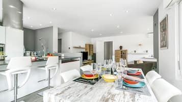 Standaard villa, meerdere slaapkamers, 2 badkamers (La Rotonda) | Dineren