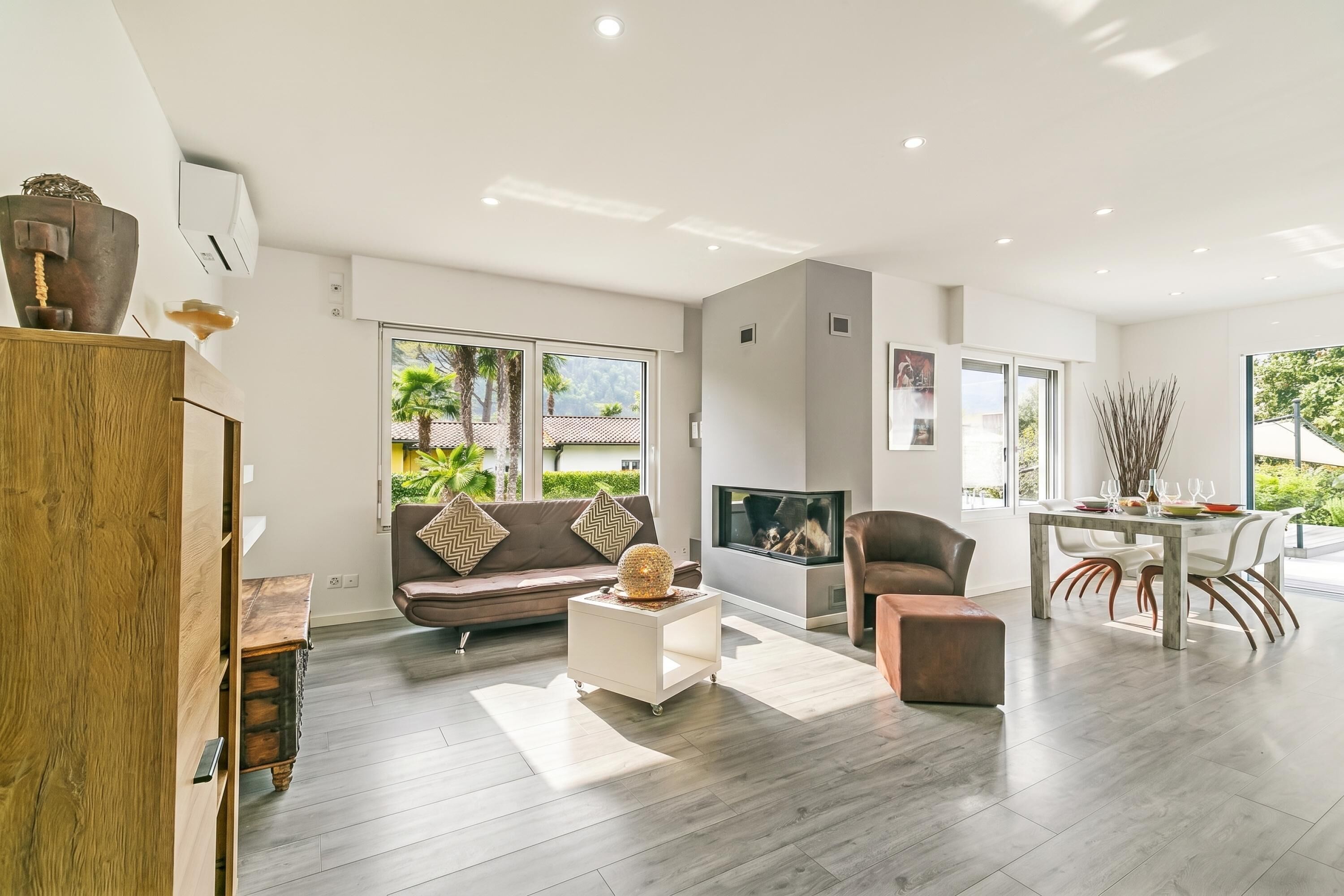 Standard Villa, Multiple Bedrooms, 2 Bathrooms (La Rotonda) | Living area | Flat-screen TV, fireplace