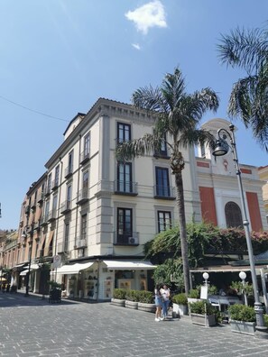 Exterior - 75m2 apartment for 4 pax a few steps from Piazza Tasso (Sorrento)