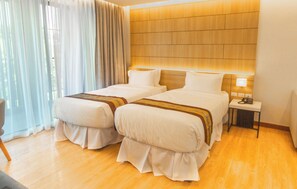 Deluxe-Zweibettzimmer, Balkon, Stadtblick