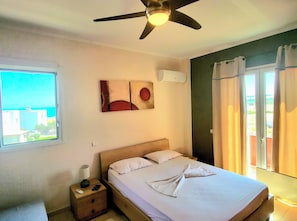 Căn hộ Deluxe, quang cảnh biển | 2 phòng ngủ, bộ đồ giường cao cấp, màn/rèm cản sáng