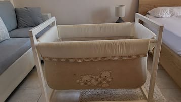 Deluxe appartement, uitzicht op zee | 2 slaapkamers, luxe beddengoed, verduisterende gordijnen