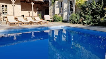 Alberca al aire libre