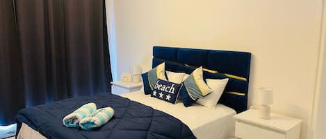 1 bedroom, WiFi, bed sheets
