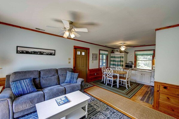 TV - A Bit Airy - Ocracoke Island (Ocracoke)