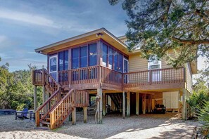 Exterior - No Rusch - Ocracoke Island (Ocracoke)