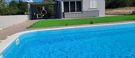 Casa (Nane Garden house with heated pool) | Alberca al aire libre | Alberca al aire libre