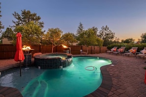 A backyard with a swimming pool, hot tub, and outdoor furniture. - Exquisite Retreat Salt Private Pool, Spa, Mtn View (Sedona)