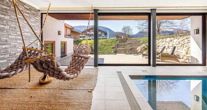 Exklusives Studio mit Bergblick, Pool & Sauna