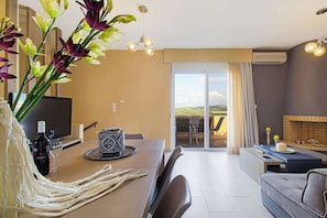 Smart-TV, Kamin