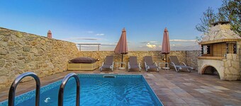 Heather Villa - Theo Villas With Sea View